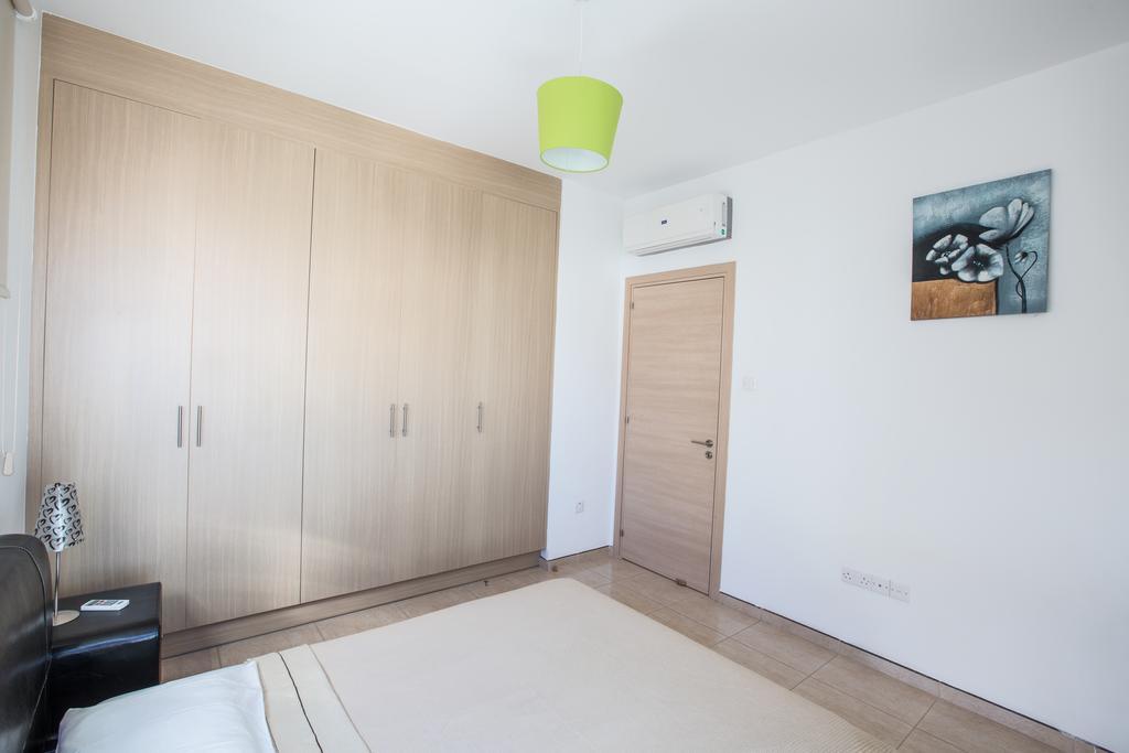 Avra Villas Paralimni Zimmer foto